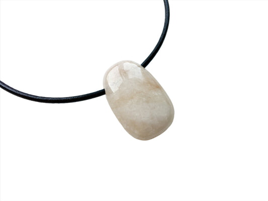 Morganit Kette Edelstein mit Lederband