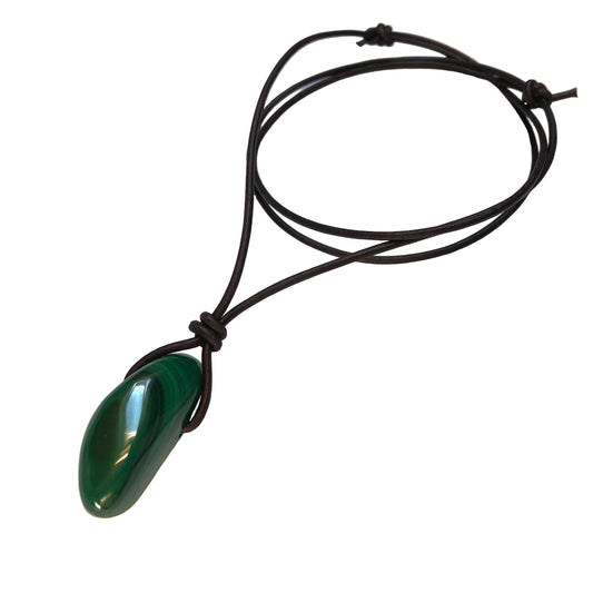 Malachit Edelstein Kette mit Lederband