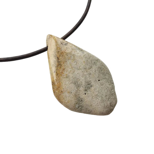 versteinerte Koralle Edelstein Kette mit Lederband