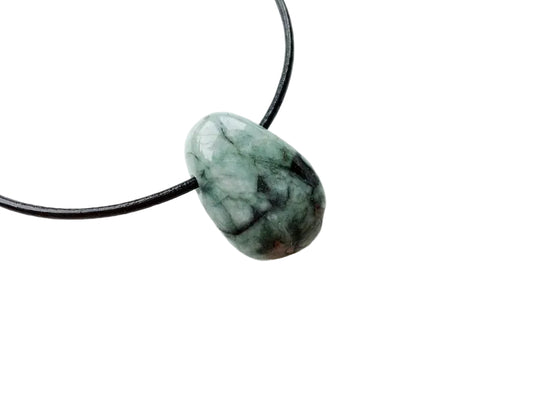 Smaragd Edelstein Kette mit Lederband