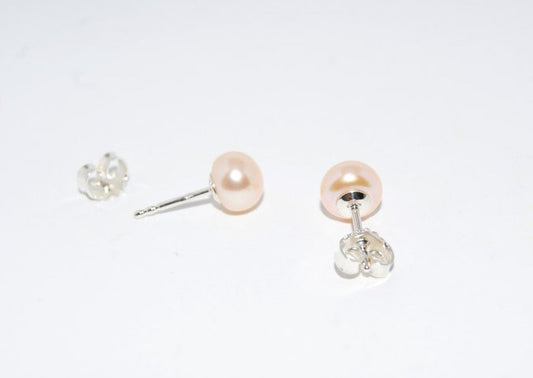 Ohrstecker aus 925 Silber mit Perle lachs