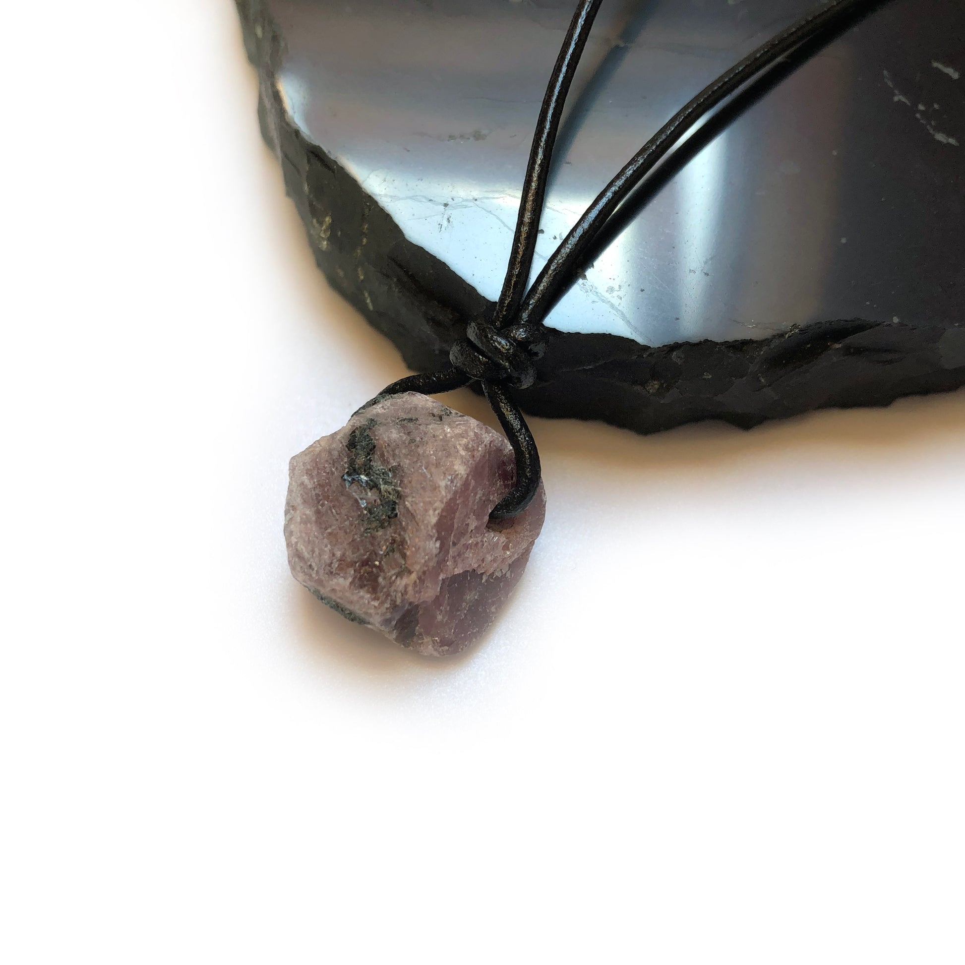 Rubin Rohstein Edelstein Kette mit Lederband