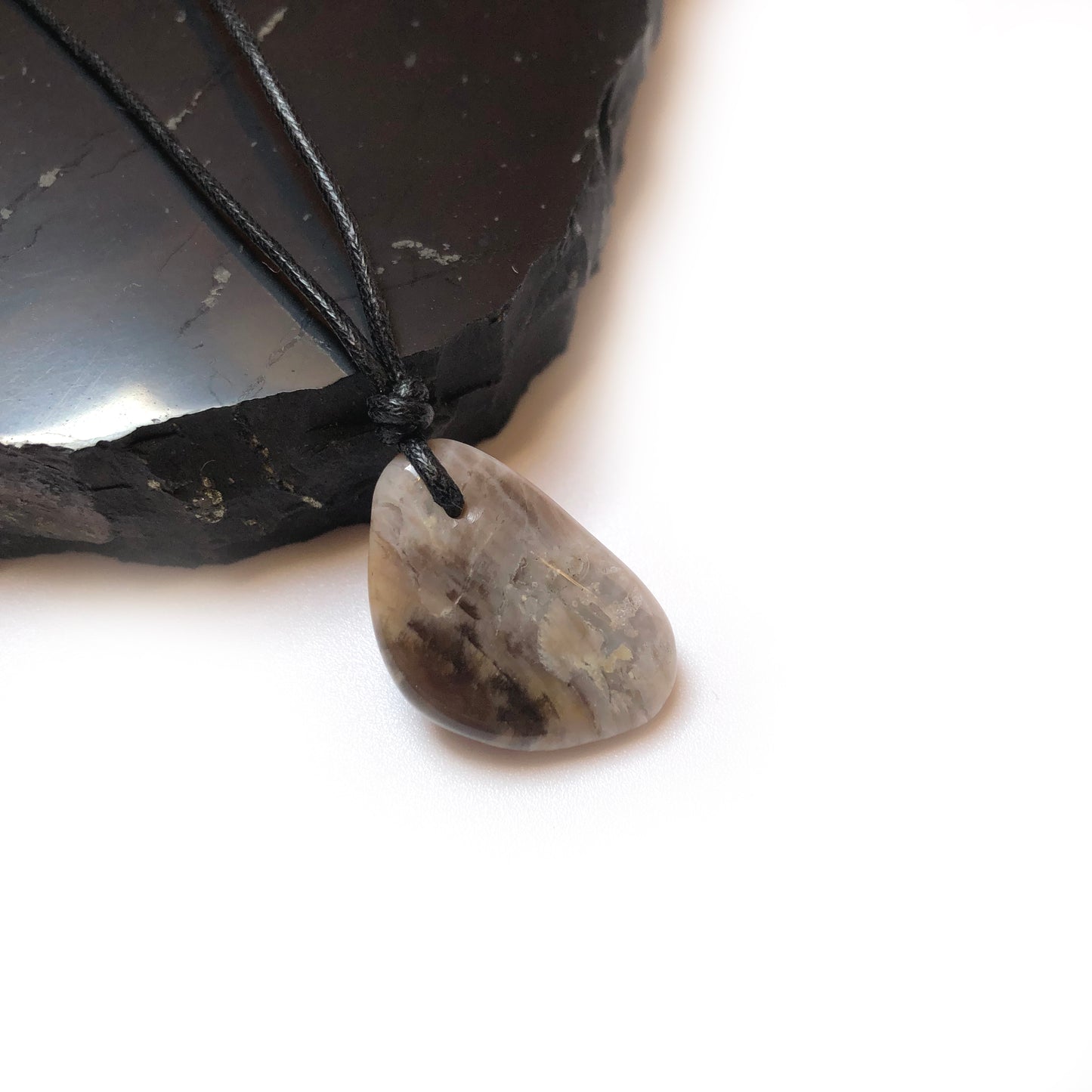 Versteinertes Holz Edelstein Kette mit Baumwollband