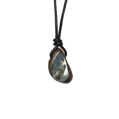 Boulder Opal Edelstein Kette mit Lederband