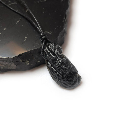 Tektit Anhänger Edelstein Kette mit Baumwollband