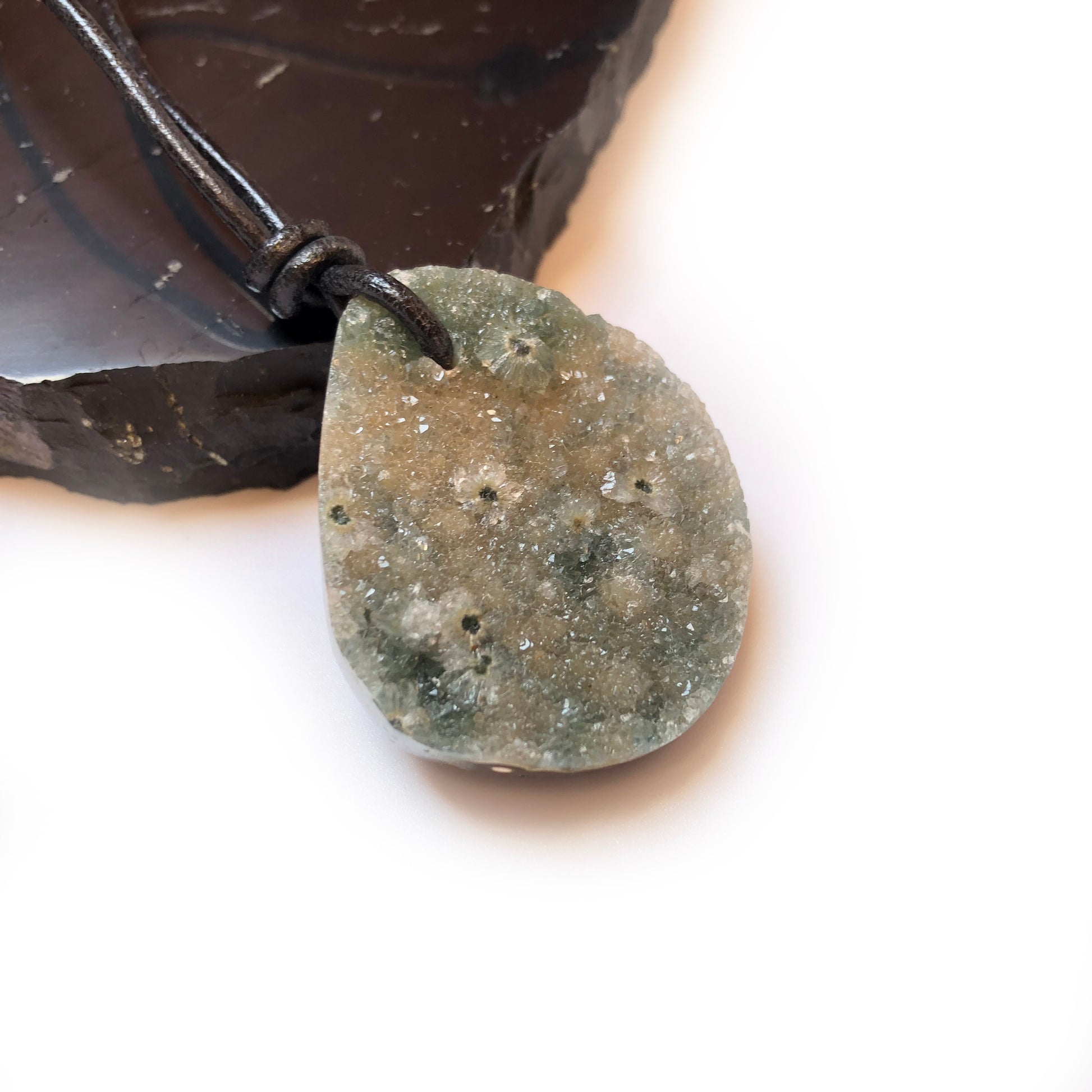 Ozean Jaspis Edelstein Kette mit Lederband