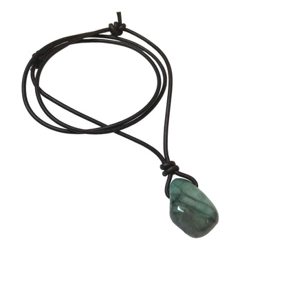 Smaragd Edelstein Kette mit Lederband
