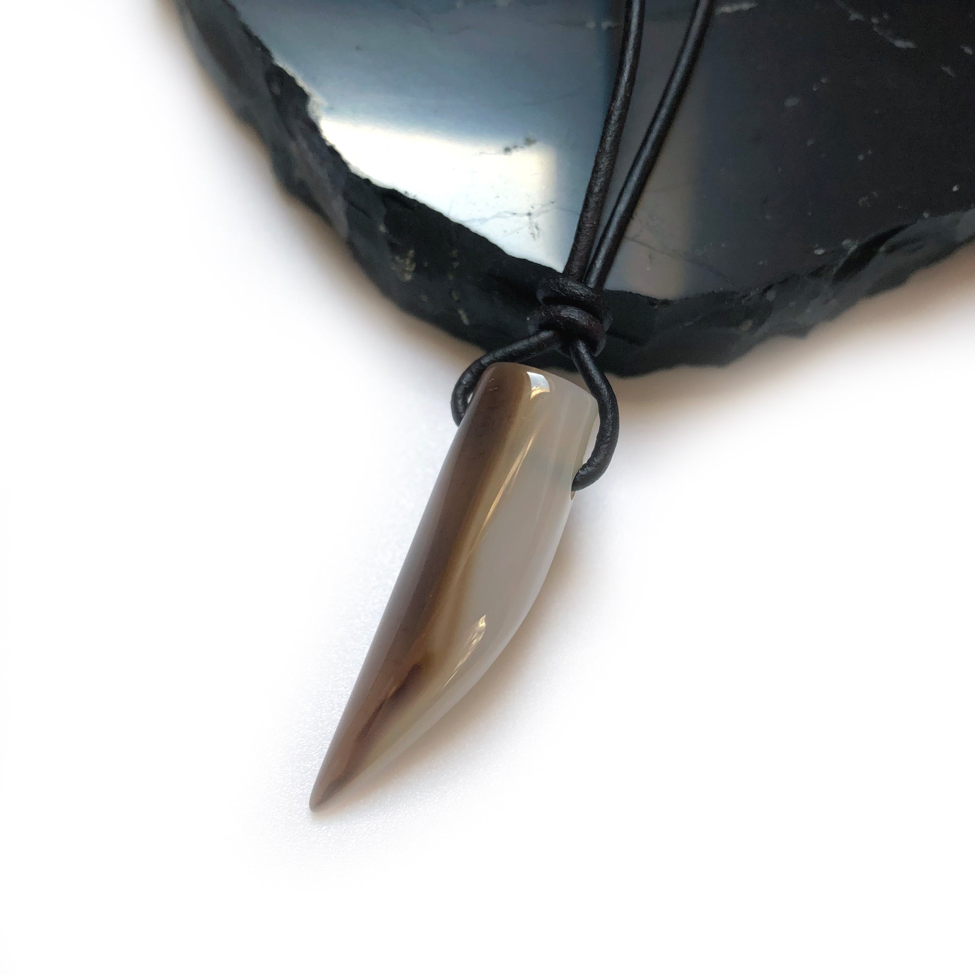 Aquamarin Edelstein Kette mit Lederband