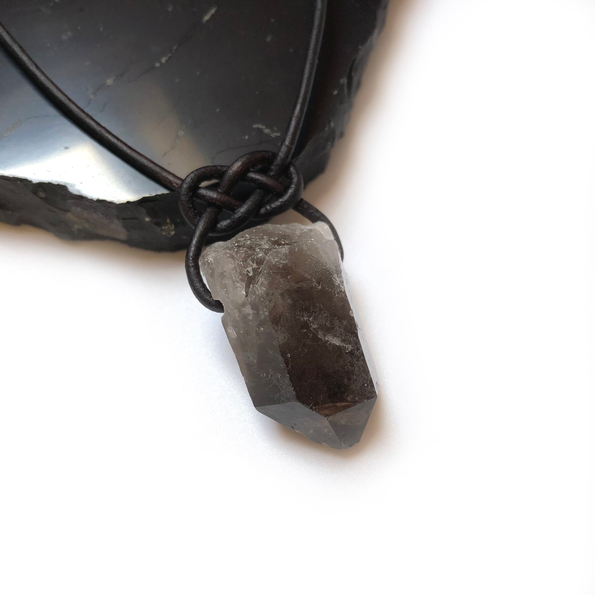 Rauchquarz Kristall Spitze Edelstein Kette mit Lederband