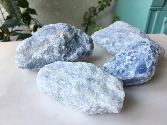 blauer Calcit Rohstein