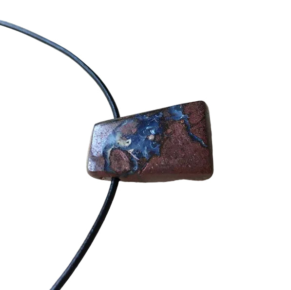 Boulder Opal Edelstein Kette mit Lederband