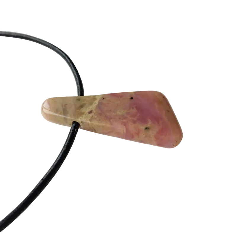 Pinkopal Edelstein Kette mit Lederband