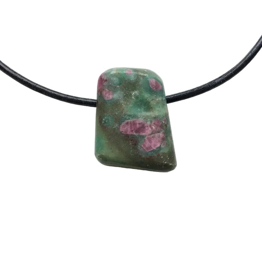 Rubin Fuchsit Edelstein Kette mit Lederband