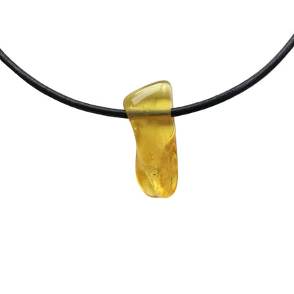 Bernstein Edelstein Kette mit Lederband