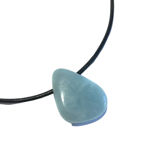 Aquamarin Edelstein Kette mit Lederband