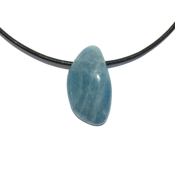 Aquamarin Edelstein Kette mit Lederband