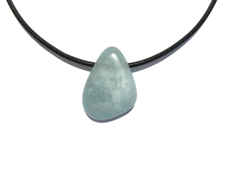 Aquamarin Edelstein Kette mit Lederband