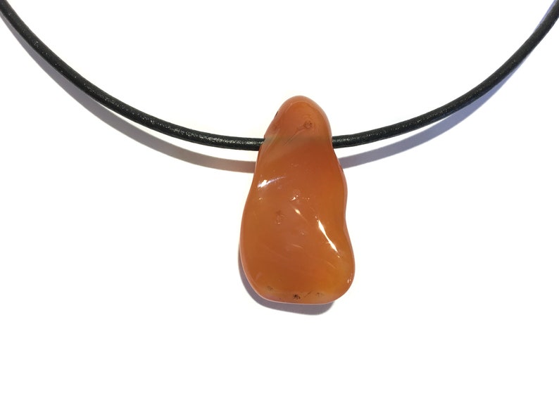 Karneol Edelstein Kette mit Lederband