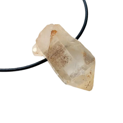 Hämatitquarz Spitze Edelstein Kette mit Lederband