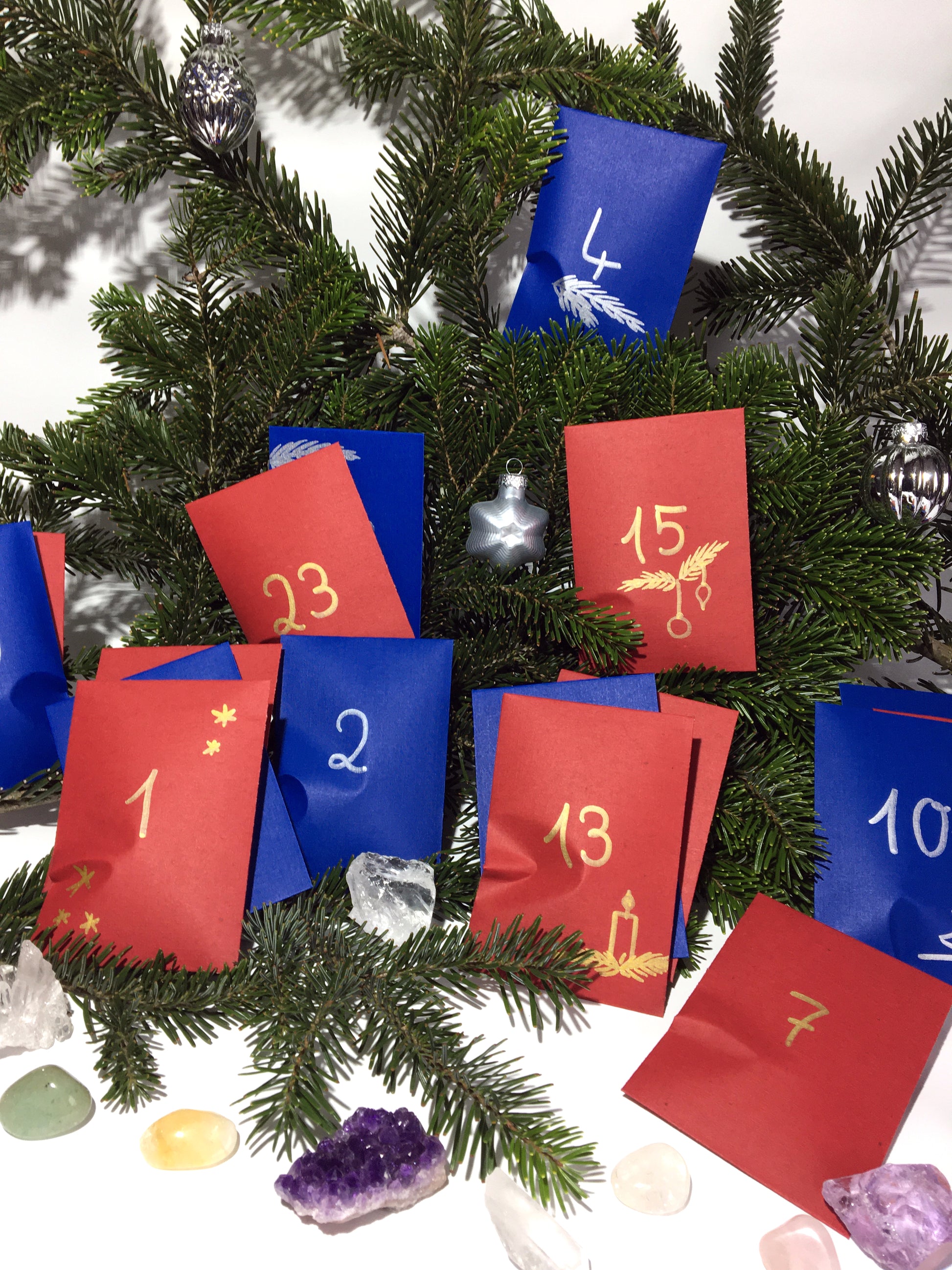 Edelstein Adventskalender mit Wunschfüllung